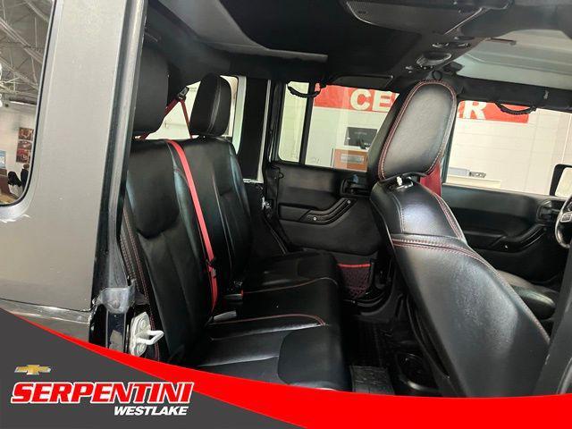 Photo of 2017 Black Clearcoat Jeep Wrangler Unlimited