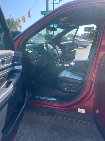Photo of 2016 Burgundy Ford Explorer