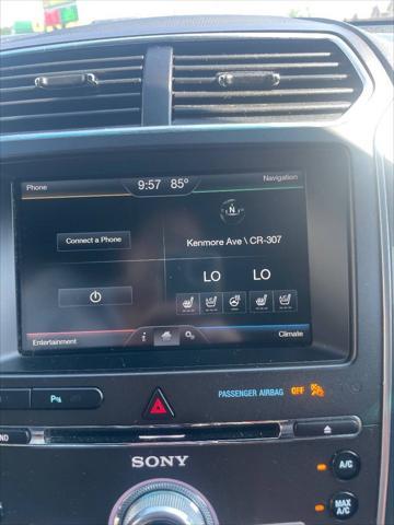 Photo of 2016 Burgundy Ford Explorer