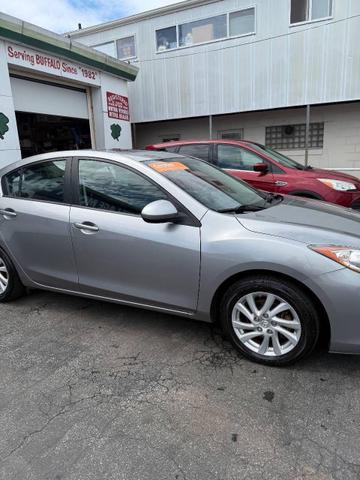 Photo of 2012 Silver Mazda Mazda3