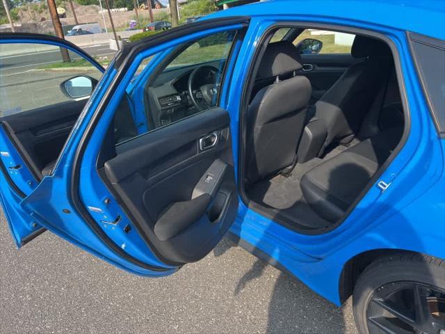 Photo of 2022 Boost Blue Pearl Honda Civic