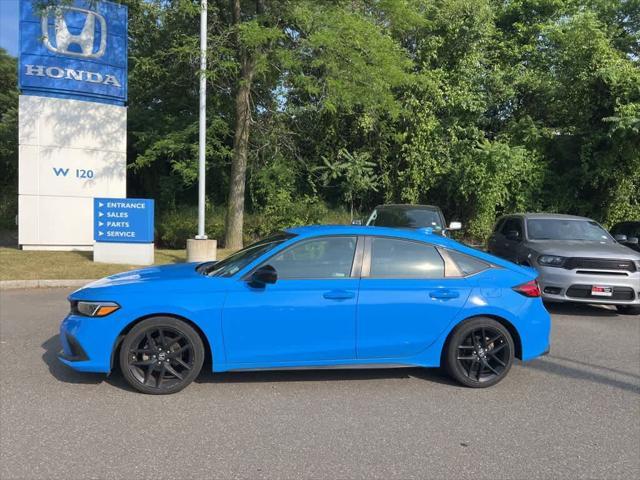 Photo of 2022 Boost Blue Pearl Honda Civic