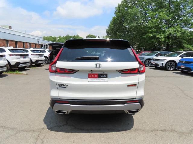 Photo of 2026 Platinum White Pearl Honda CR-V Hybrid