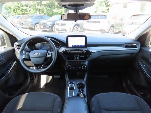 Photo of 2024 Agate Black Metallic Ford Escape