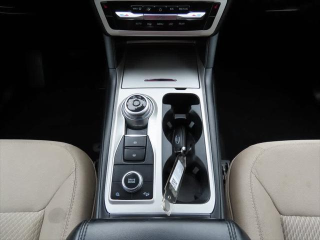 Photo of 2022 Carbonized Gray Metallic Ford Explorer