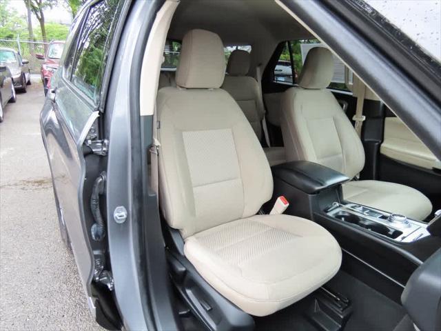 Photo of 2022 Carbonized Gray Metallic Ford Explorer