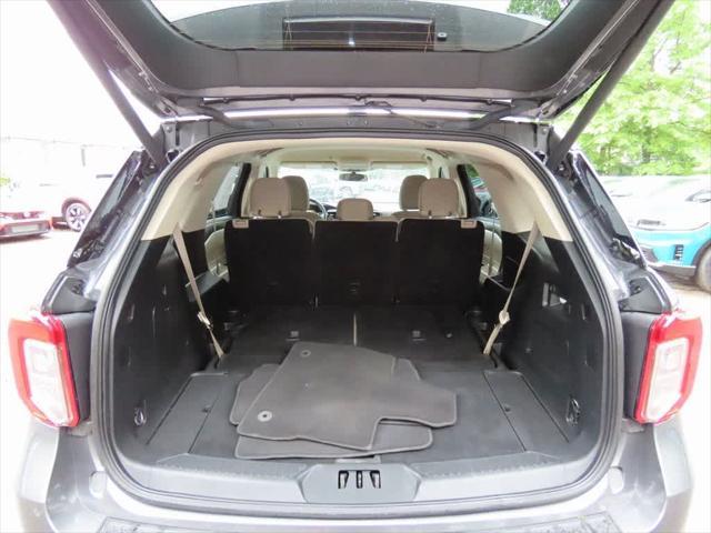 Photo of 2022 Carbonized Gray Metallic Ford Explorer