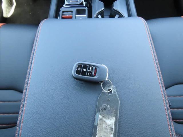 Photo of 2026 Platinum White Pearl Honda Passport