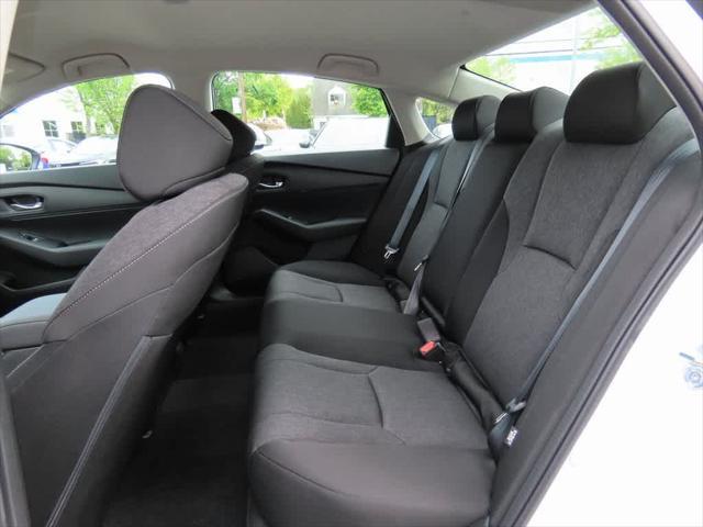 Photo of 2025 Platinum White Pearl Honda Accord