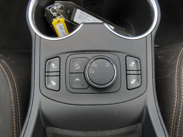 Photo of 2020 Summit White GMC Terrain
