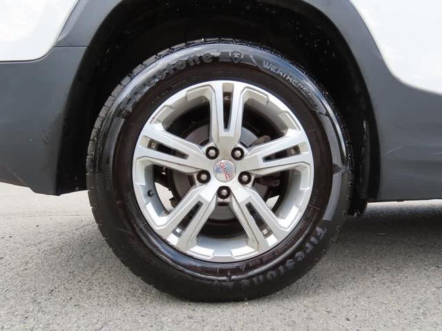 Photo of 2020 Summit White GMC Terrain