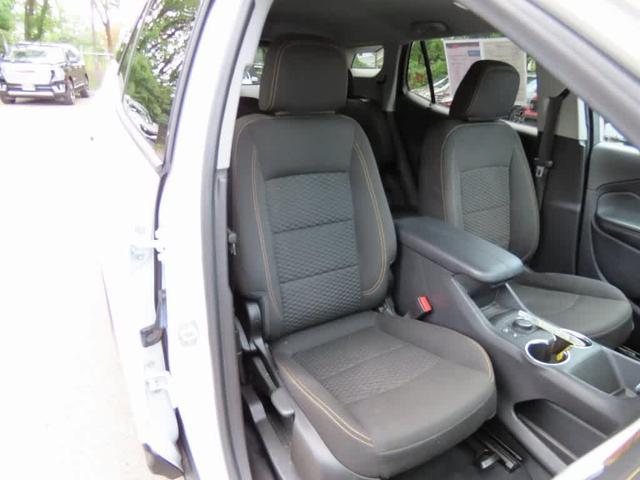 Photo of 2020 Summit White GMC Terrain