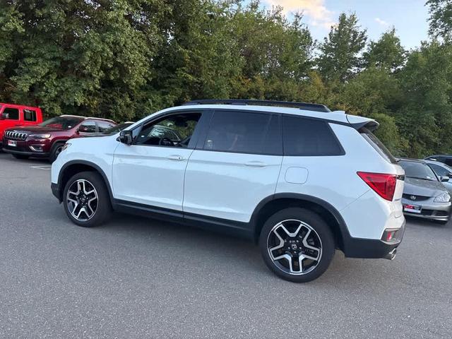 Photo of 2022 Platinum White Pearl Honda Passport