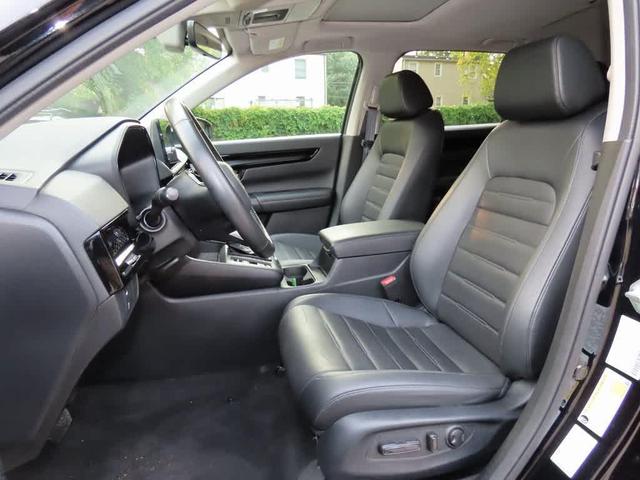 Photo of 2023 Crystal Black Pearl Honda CR-V