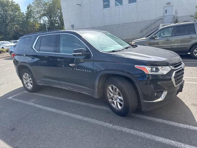 Photo of 2021 Mosaic Black Metallic Chevrolet Traverse