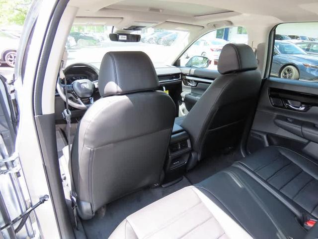 Photo of 2026 Solar Silver Metallic Honda CR-V