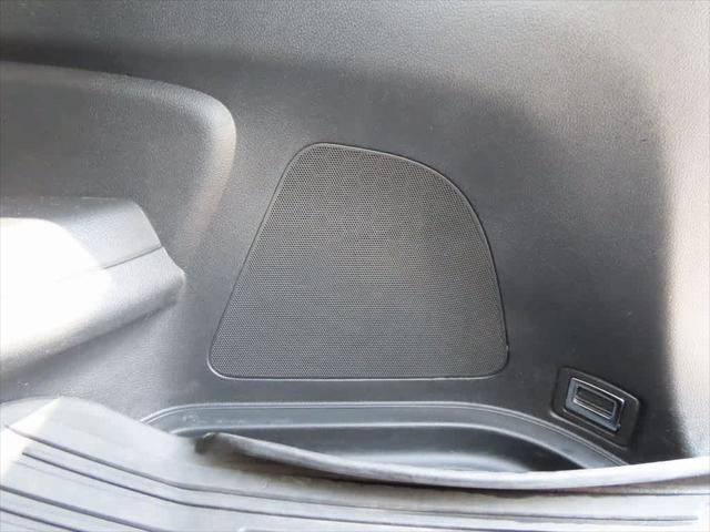 Photo of 2019 White Diamond Pearl Honda Pilot