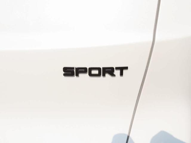 Photo of 2026 Platinum White Pearl Honda CR-V Hybrid