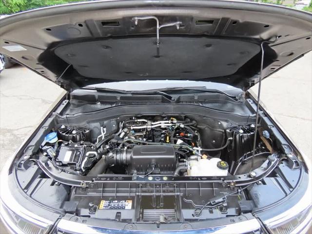 Photo of 2021 Stone Gray Metallic Ford Explorer
