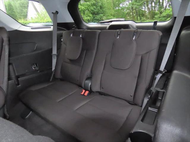 Photo of 2021 Stone Gray Metallic Ford Explorer