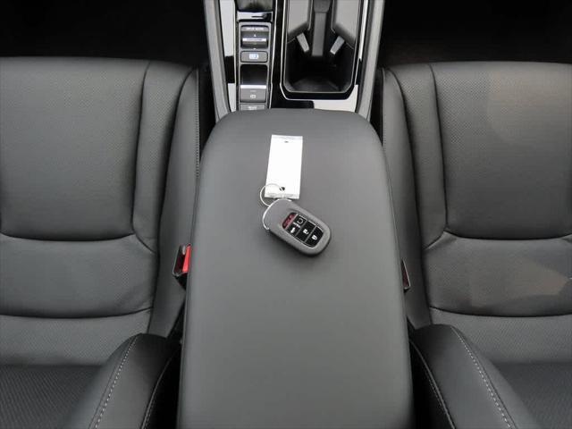 Photo of 2025 Urban Gray Pearl Honda Accord Hybrid