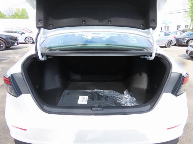 Photo of 2025 Platinum White Pearl Honda Accord Hybrid