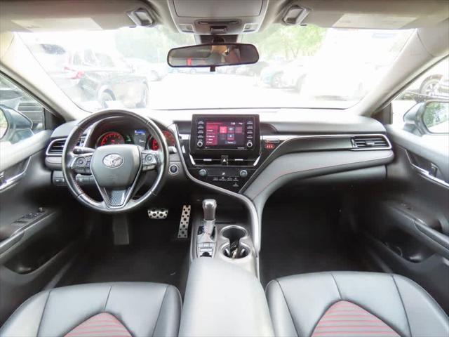 Photo of 2021 Wind Chill Pearl / Midnight Black Metallic Toyota Camry