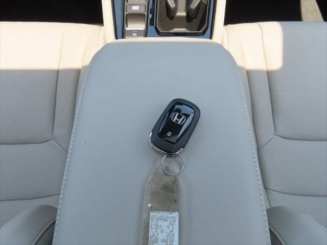 Photo of 2025 Meteorite Gray Metallic Honda Accord Hybrid