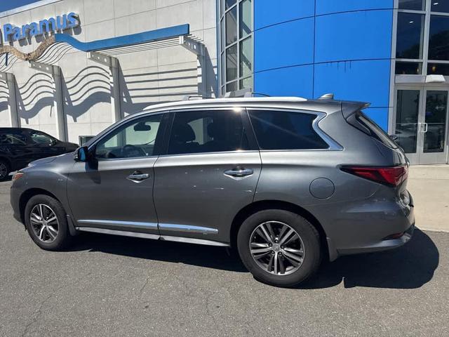 Photo of 2018 Gun Metallic INFINITI QX60