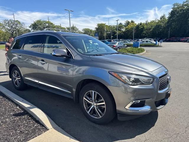 Photo of 2018 Gun Metallic INFINITI QX60