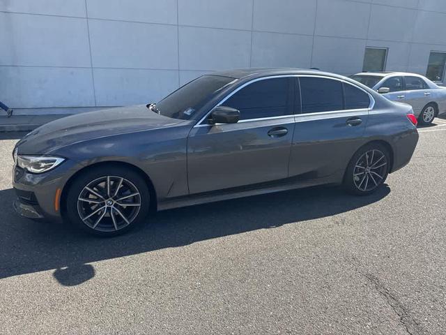Photo of 2019 Mineral Gray Metallic BMW 330