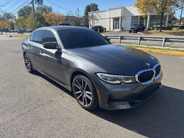 Photo of 2019 Mineral Gray Metallic BMW 330