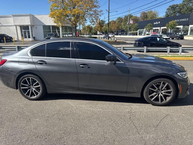Photo of 2019 Mineral Gray Metallic BMW 330