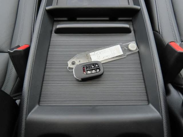 Photo of 2026 Crystal Black Pearl Honda Odyssey
