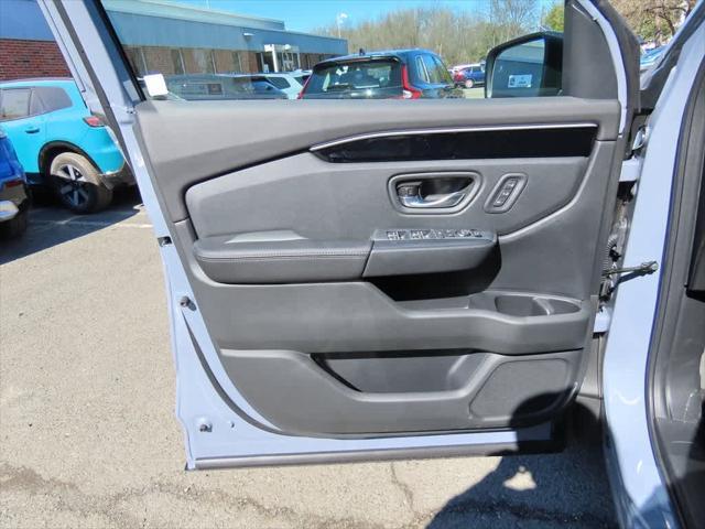 Photo of 2026 Sonic Gray Pearl Honda Passport
