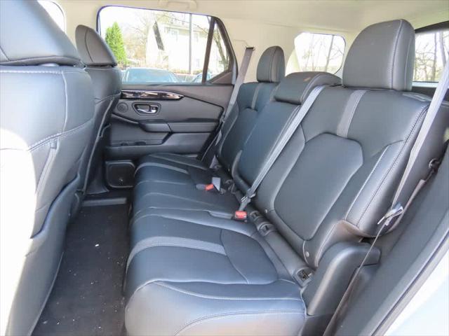 Photo of 2026 Sonic Gray Pearl Honda Passport