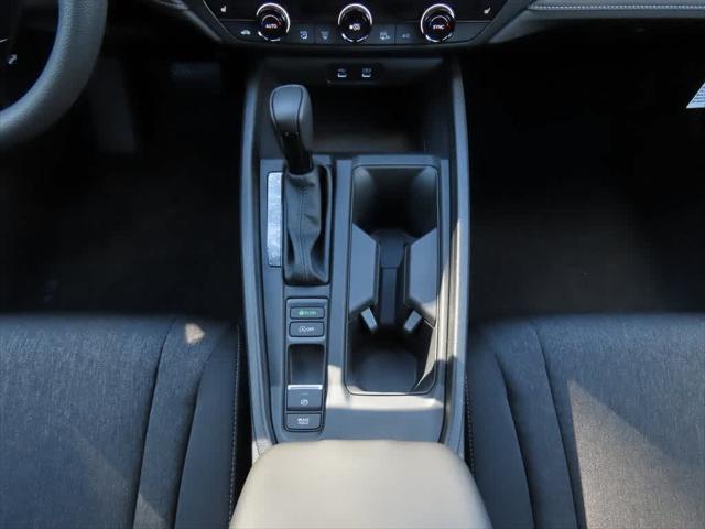 Photo of 2025 Platinum White Pearl Honda Accord