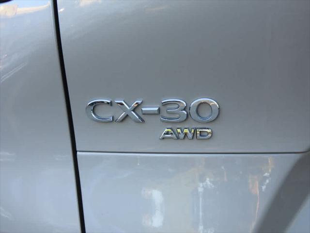 Photo of 2024 Platinum Quartz Metallic Mazda CX-30