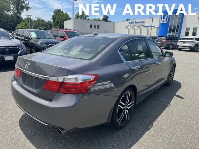 Photo of 2014 Gray Honda Accord