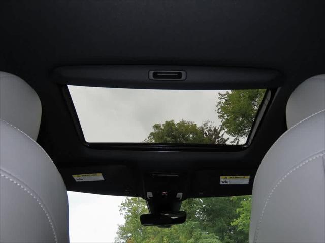 Photo of 2025 Platinum White Pearl Honda Civic Hybrid