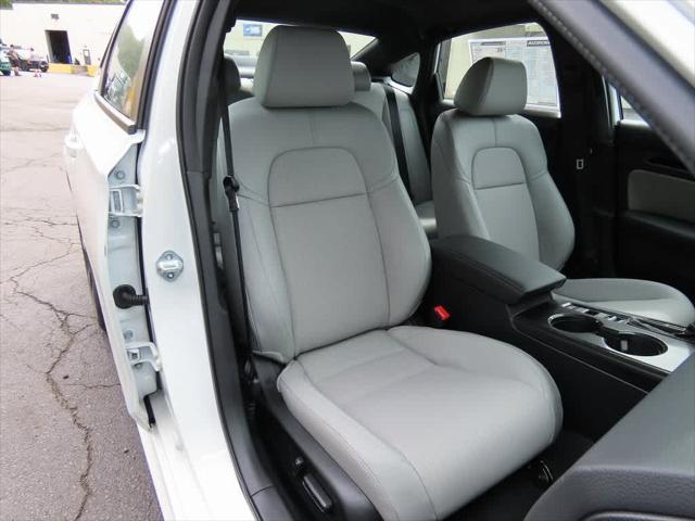 Photo of 2025 Platinum White Pearl Honda Civic Hybrid