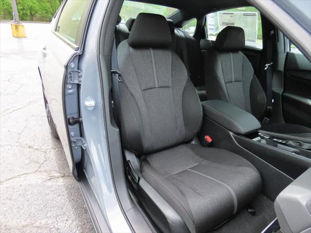 Photo of 2025 Urban Gray Pearl Honda Accord Hybrid