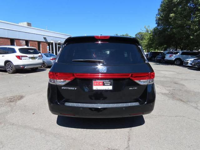 Photo of 2016 Black Honda Odyssey