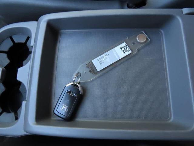 Photo of 2016 Black Honda Odyssey