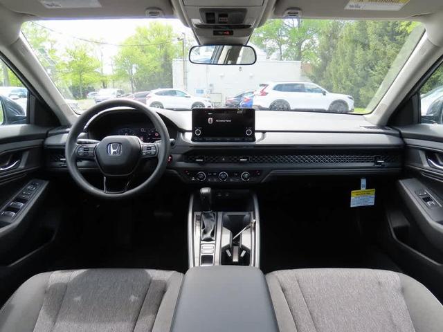 Photo of 2025 Meteorite Gray Metallic Honda Accord
