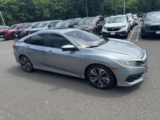Photo of 2016 Lunar Silver Metallic Honda Civic