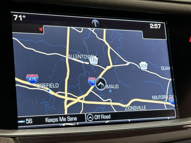 Photo of 2017 Crystal White Tricoat Cadillac XT5