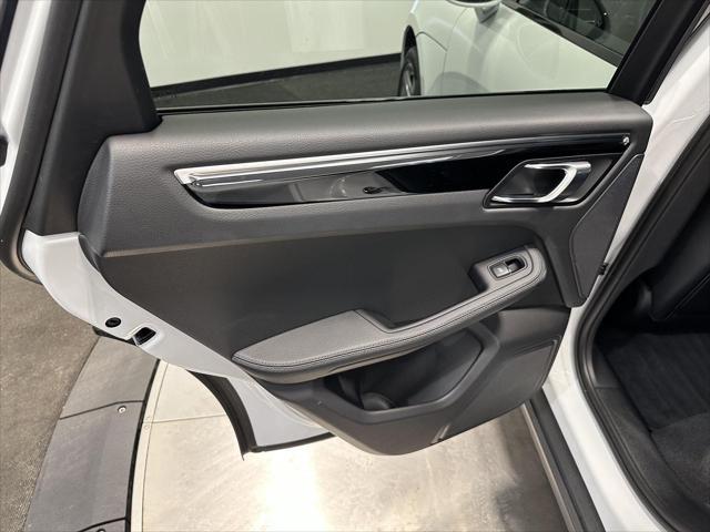 Photo of 2023 Carrara White Metallic Porsche Macan