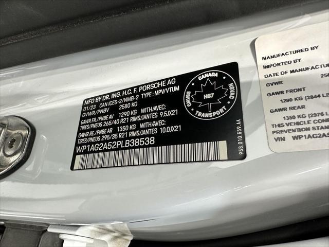 Photo of 2023 Carrara White Metallic Porsche Macan