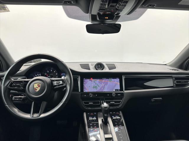 Photo of 2023 Carrara White Metallic Porsche Macan